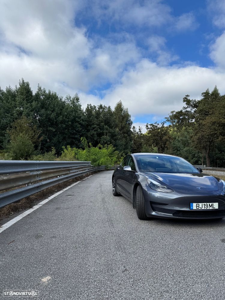Tesla Model 3 Standard Range Plus RWD - 1