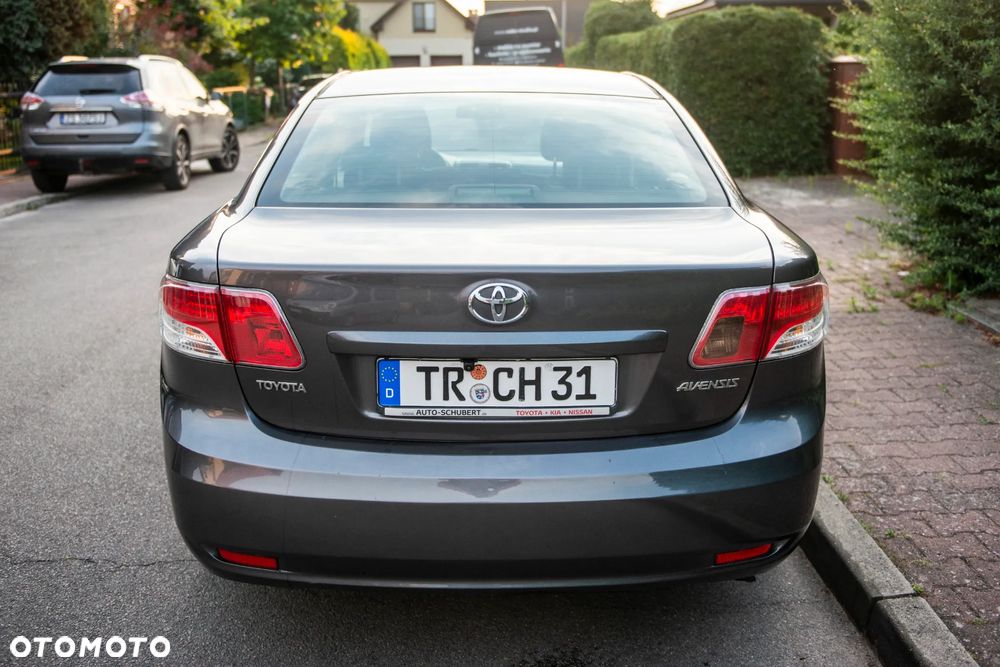 Toyota Avensis Touring Sports 1.8 Comfort - 13