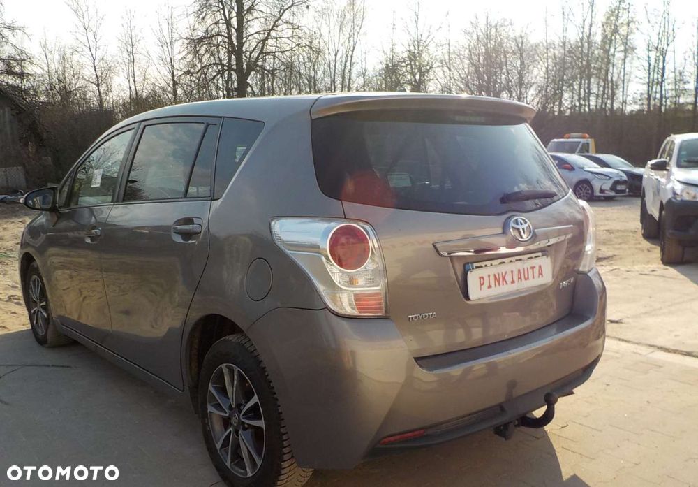 Toyota Verso - 12