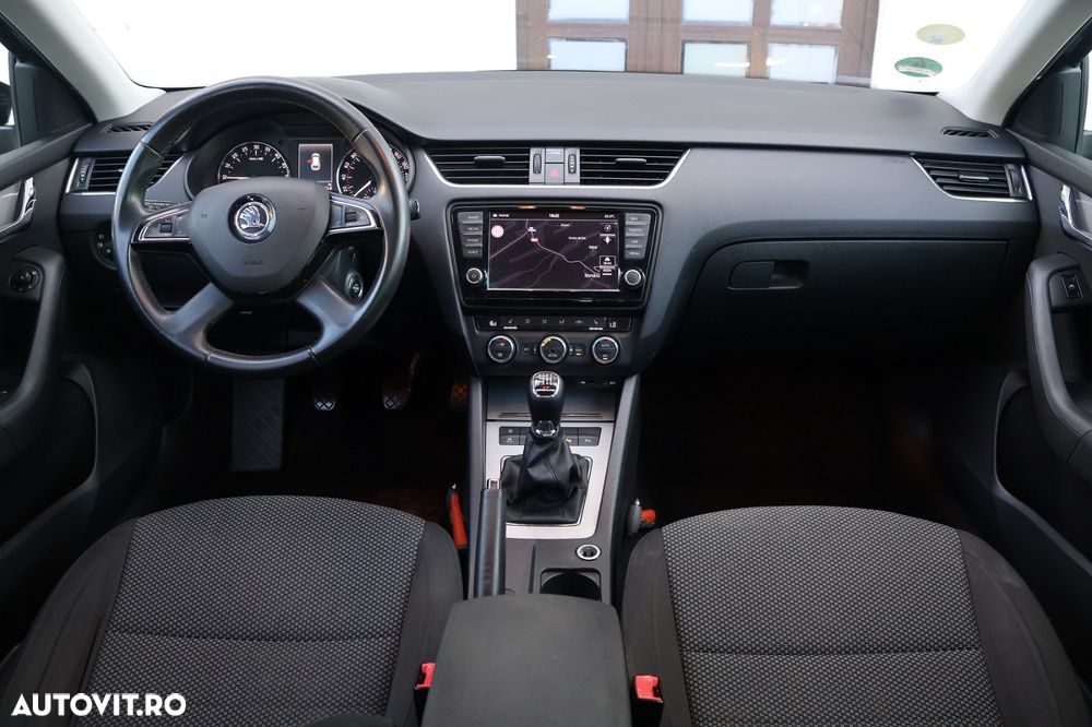 Skoda Octavia 1.6 TDI Ambition Greenline - 8