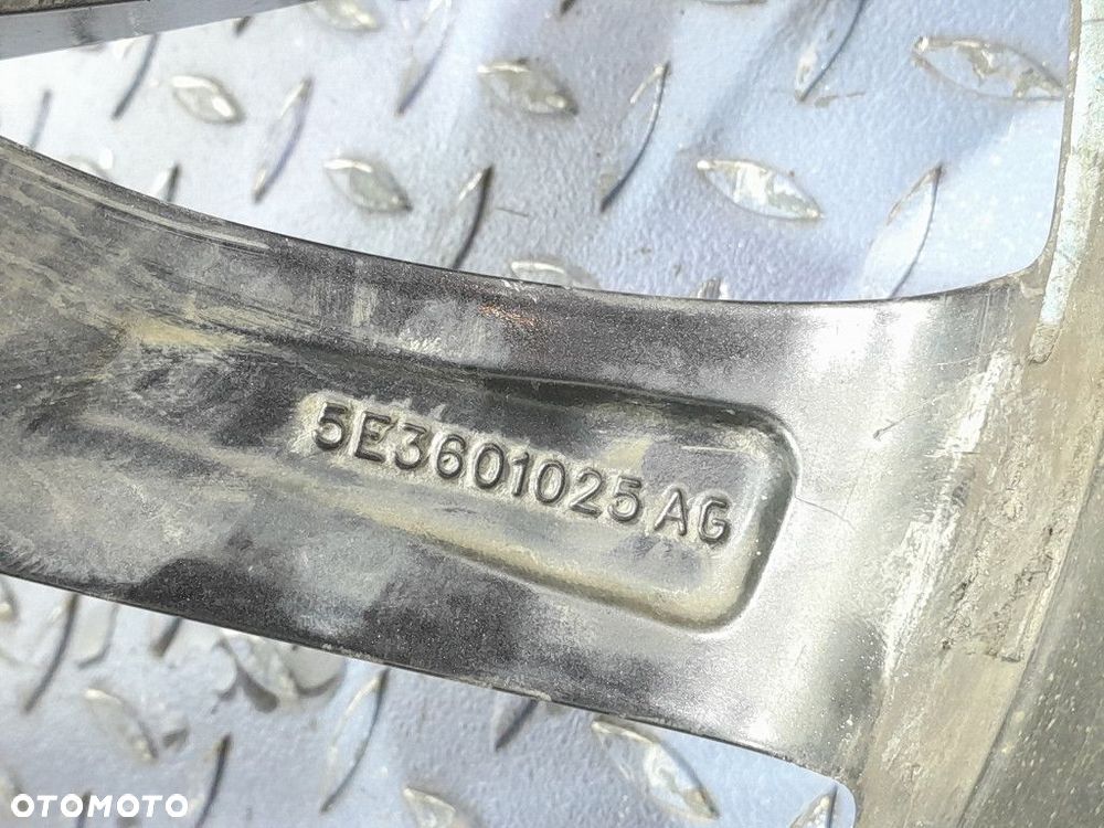 SKODA OCTAVIA IV FELGA ALUMINIOWA 7.5JX18R 5X112 ET48 5E3601025H - 8