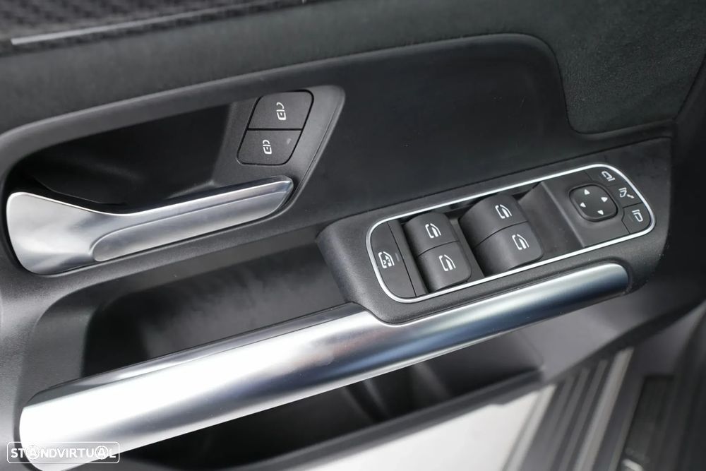 Mercedes-Benz B 250 e AMG Line - 20