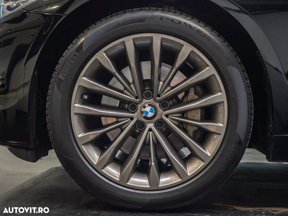 BMW Seria 5 530d xDrive AT - 7