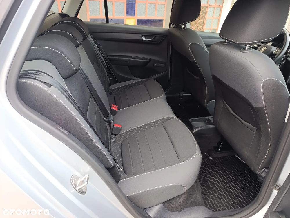 Skoda Fabia 1.0 TSI Ambition - 21
