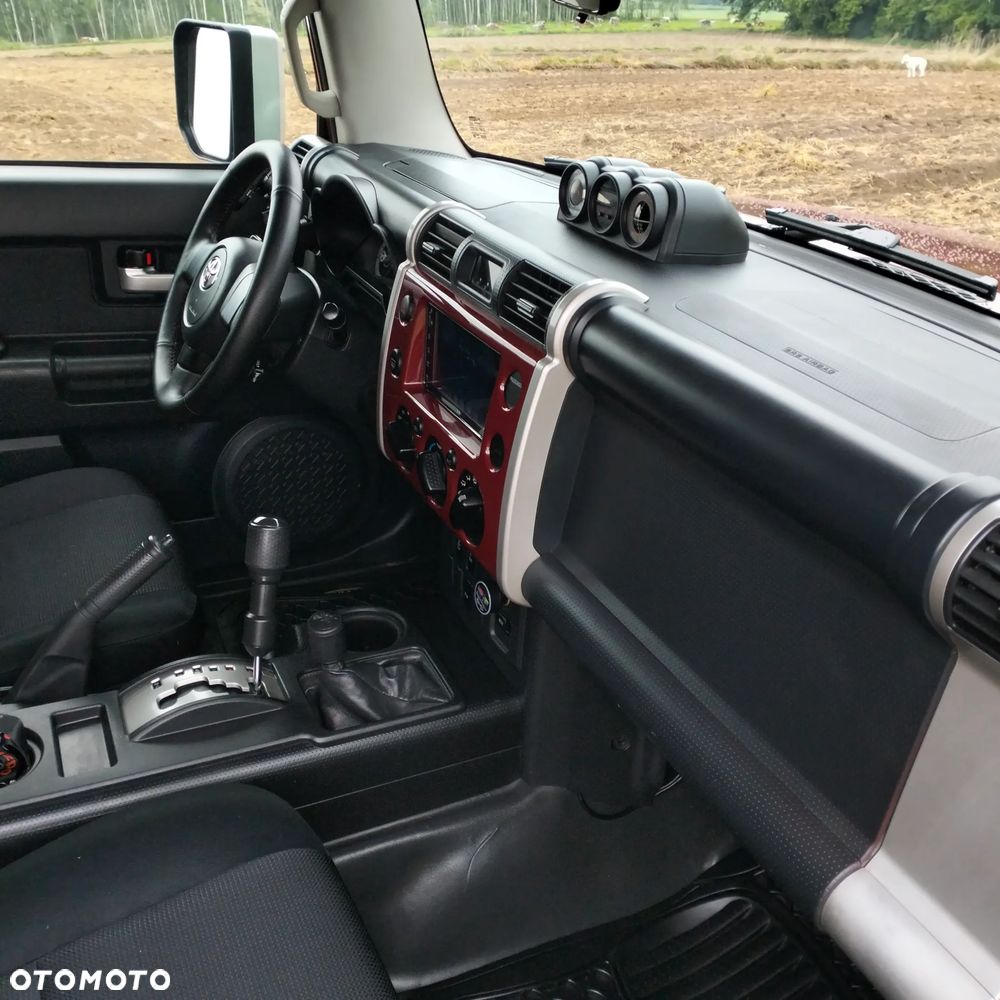 Toyota FJ 4.0 - 18