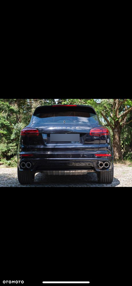 Porsche Cayenne S Diesel - 4