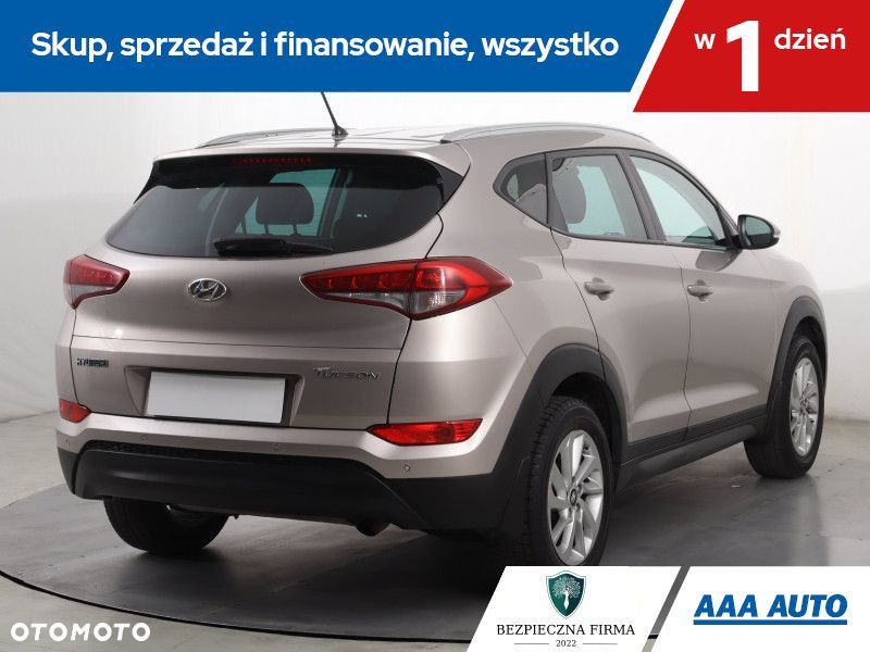 Hyundai Tucson - 7