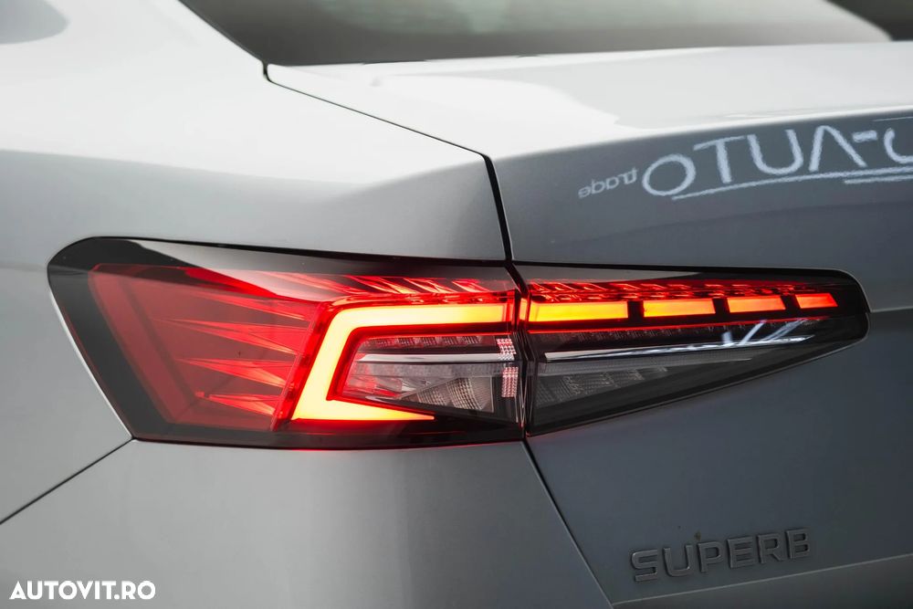 Skoda Superb 2.0 TDI DSG 4X4 L&K - 16