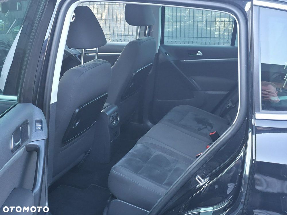 Volkswagen Tiguan - 9