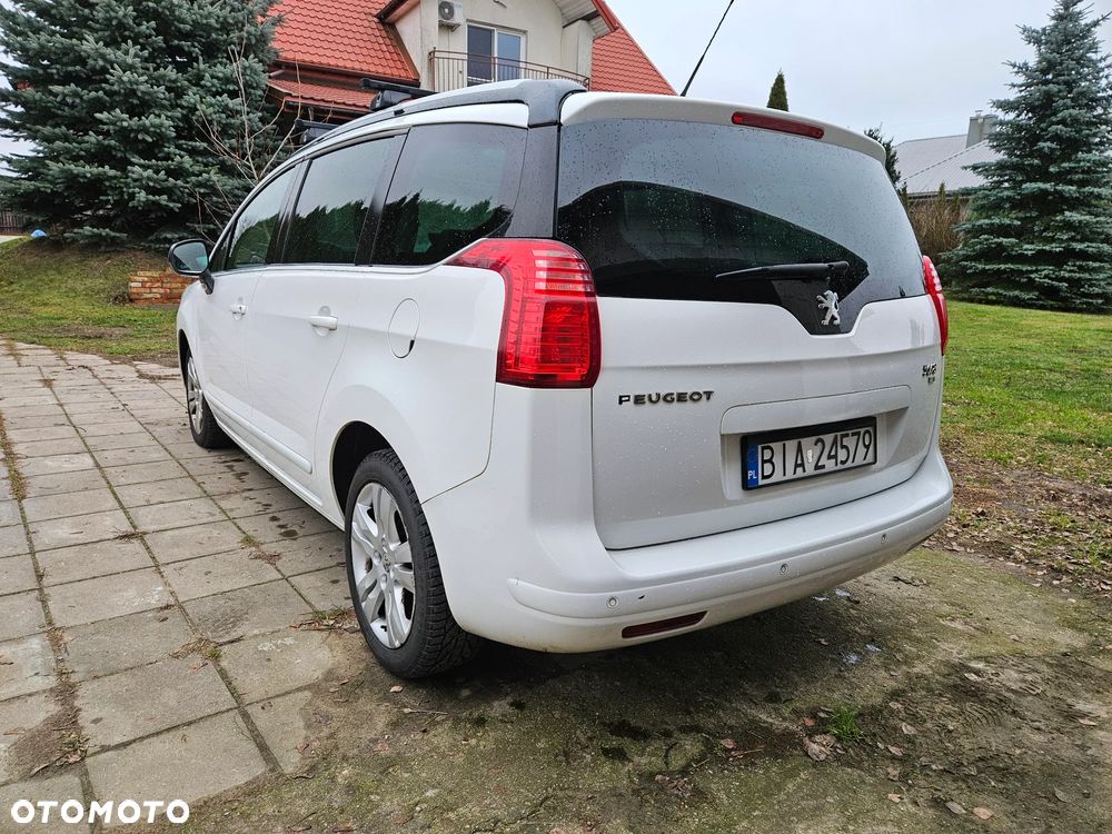Peugeot 5008 - 9