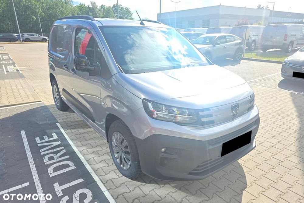Peugeot Partner Van M Pro Skill EAT8 1.5 130KM - 4