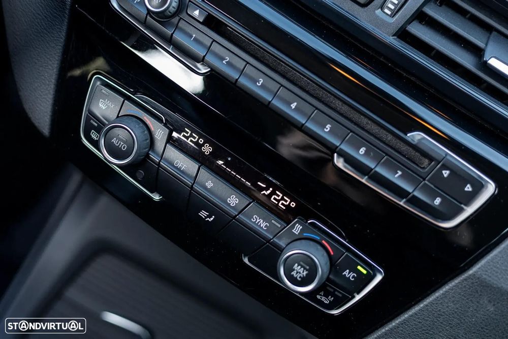 BMW X1 16 d sDrive Advantage - 28