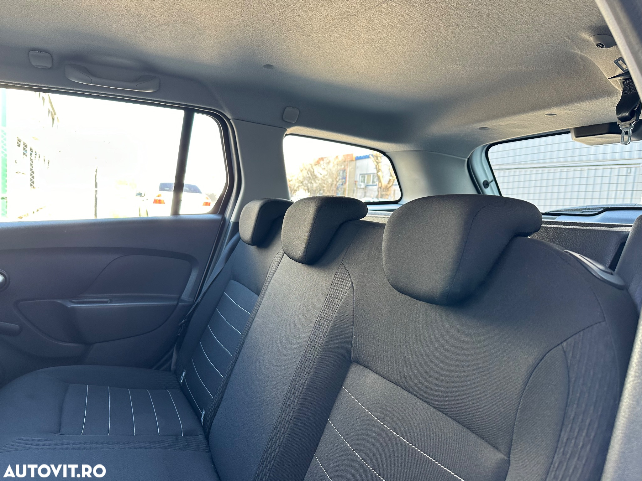Dacia Logan 1.5 Blue dCi Laureate - 24