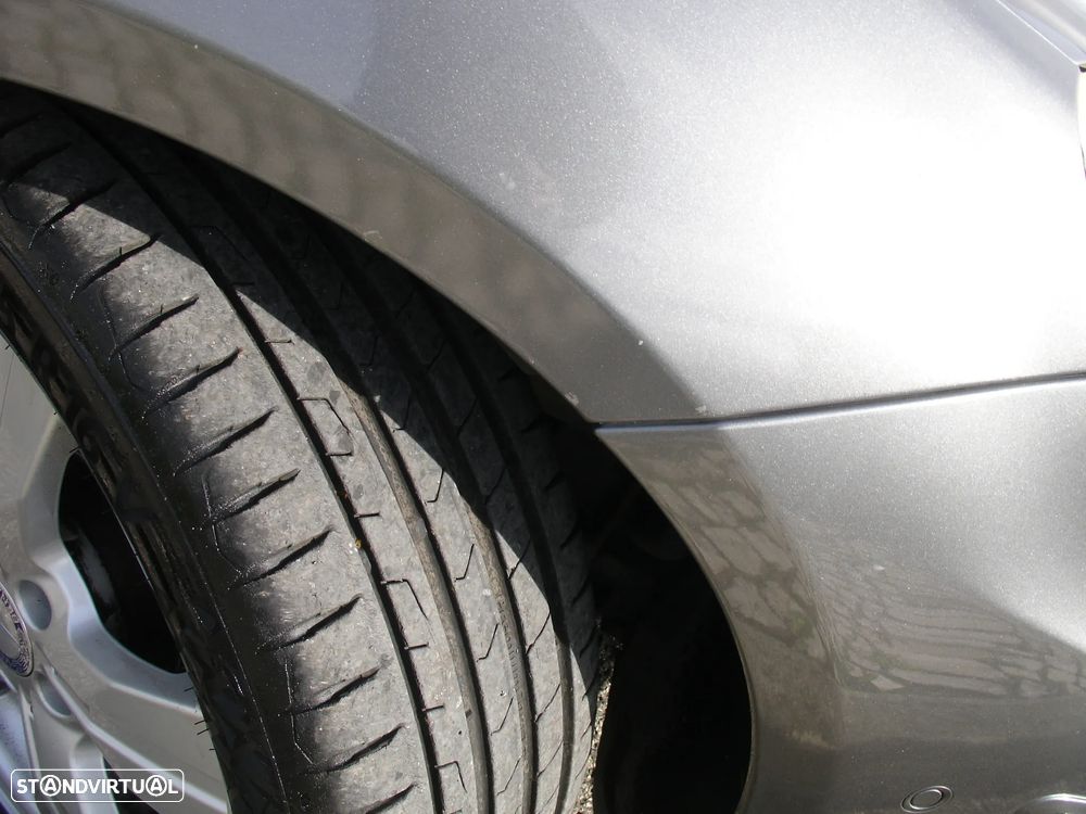 Mercedes-Benz B 180 ver-blueefficiency-sport-edition - 22