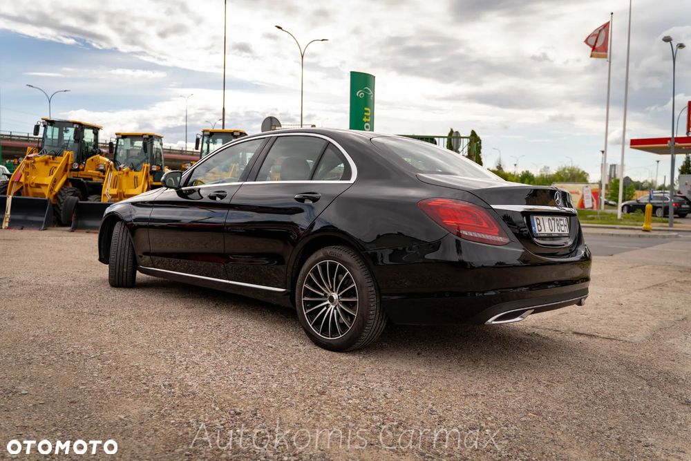 Mercedes-Benz Klasa C 220 d 4MATIC 9G-TRONIC - 10