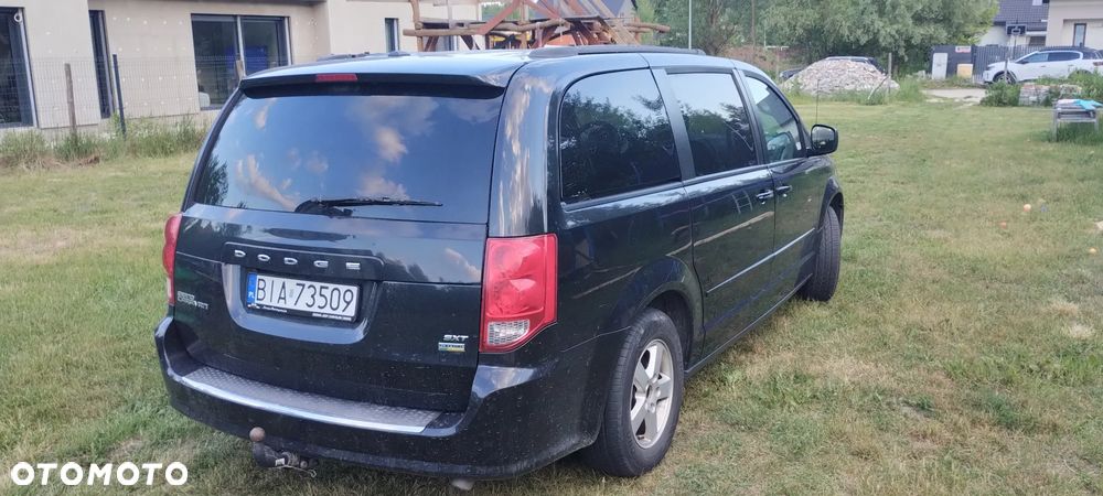 Dodge Grand Caravan - 4