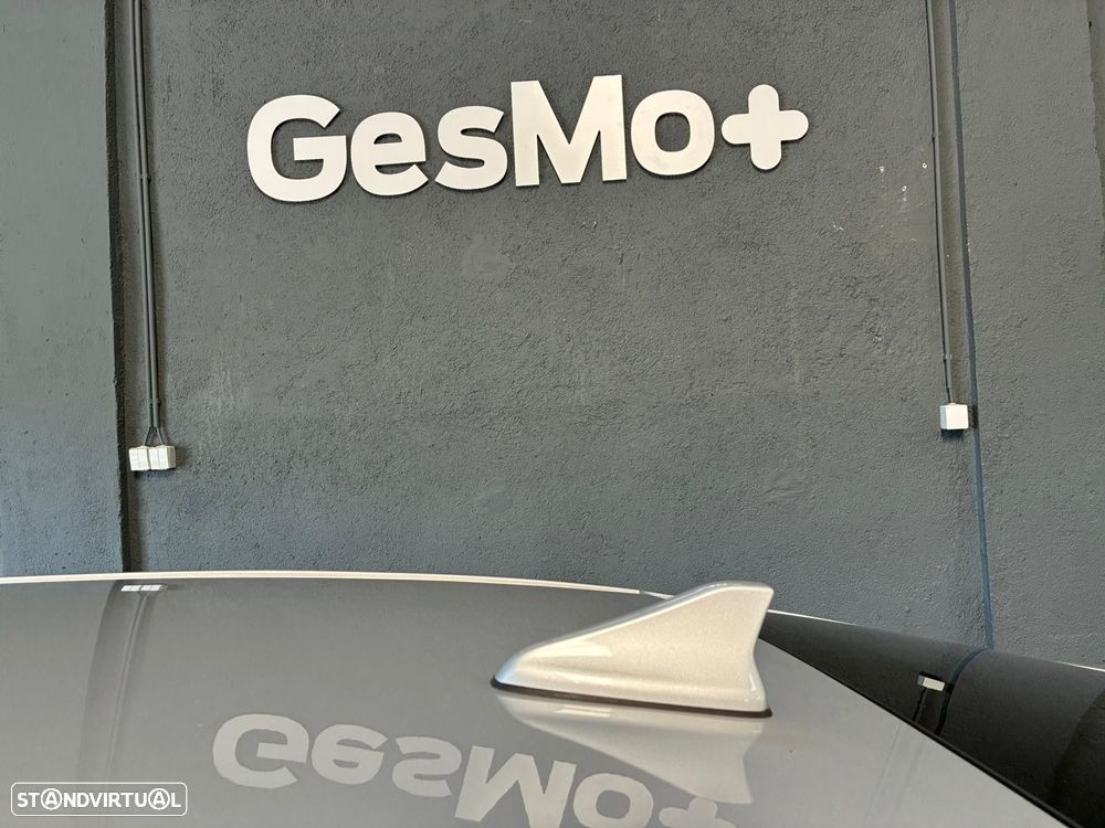 Hyundai Ioniq 1.6 GDI HEV - 12