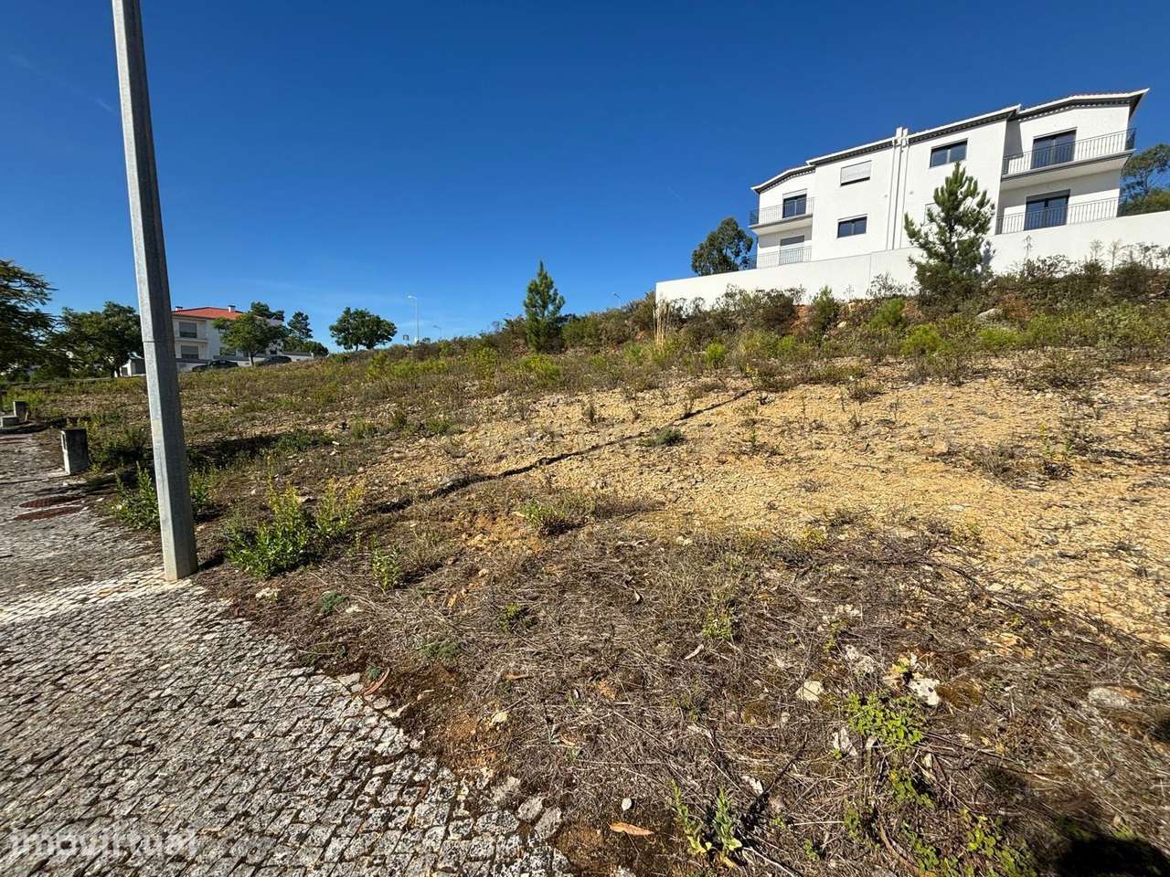 Lote de terreno  para  construção de Moradia Geminada - Grande imagem: 4/24