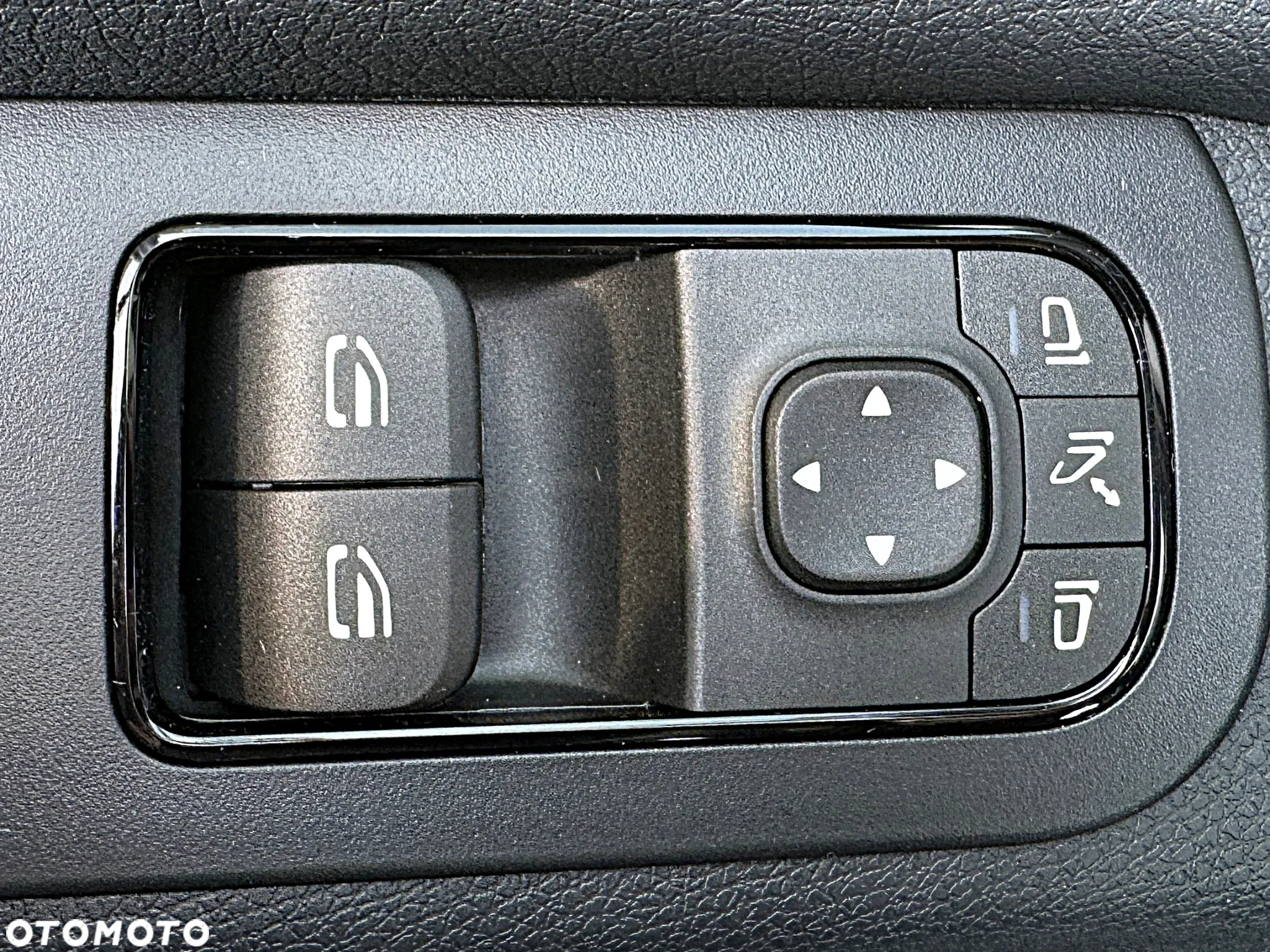 Mercedes-Benz eSprinter 314 Furgon Pro Standard - 23