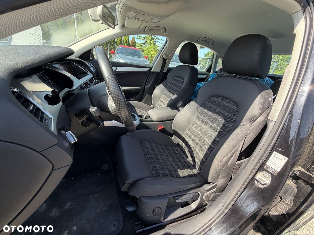 Audi A4 Limousine 2.0 TDI DPF quattro Attraction - 34