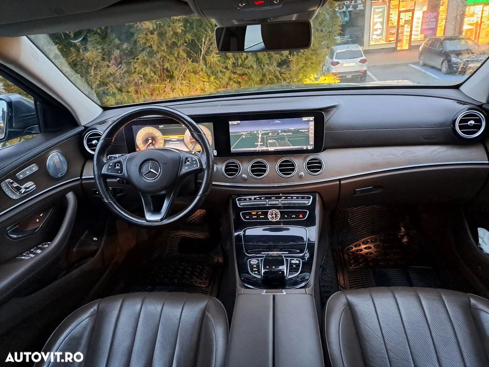 Mercedes-Benz E 350 CDI DPF BlueEFFICIENCY 7G-TRONIC Avantgarde - 30