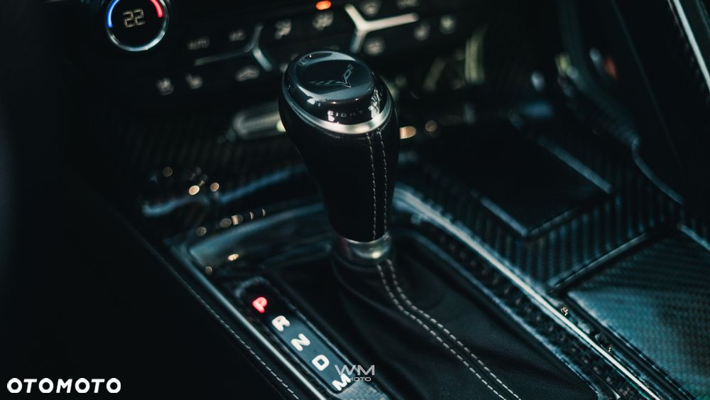 Chevrolet Corvette - 21