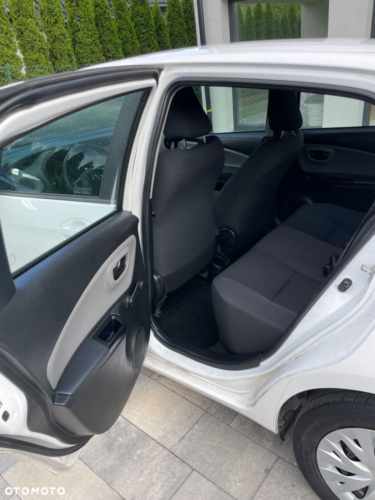 Toyota Yaris 1.5 Active - 9
