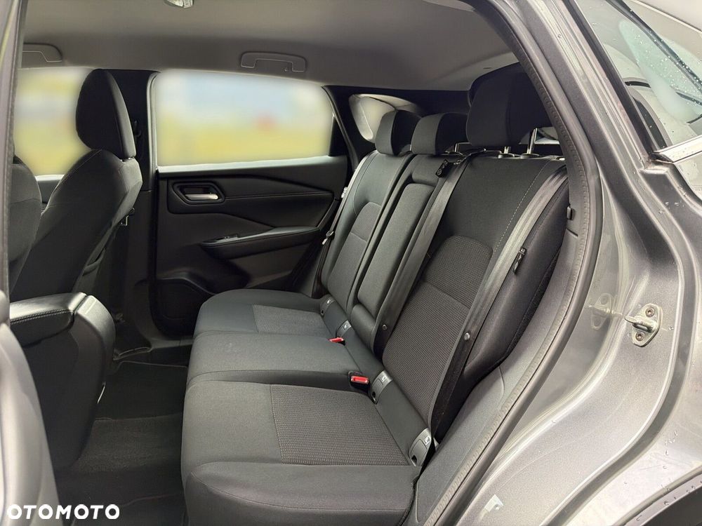 Nissan Qashqai - 25