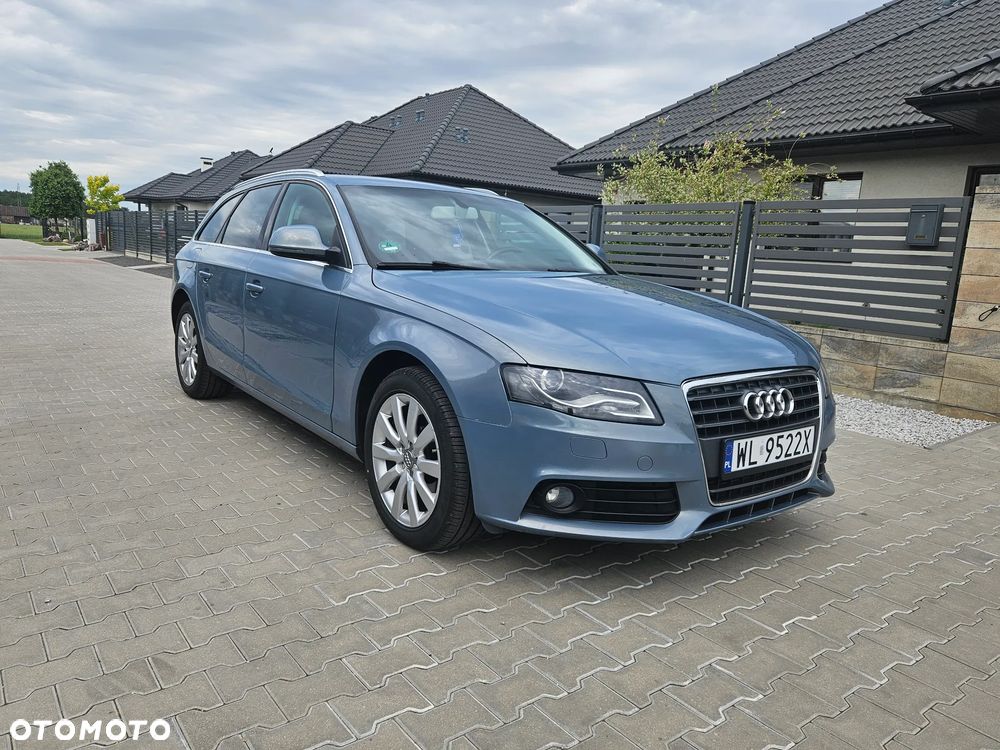 Audi A4 Avant - 8