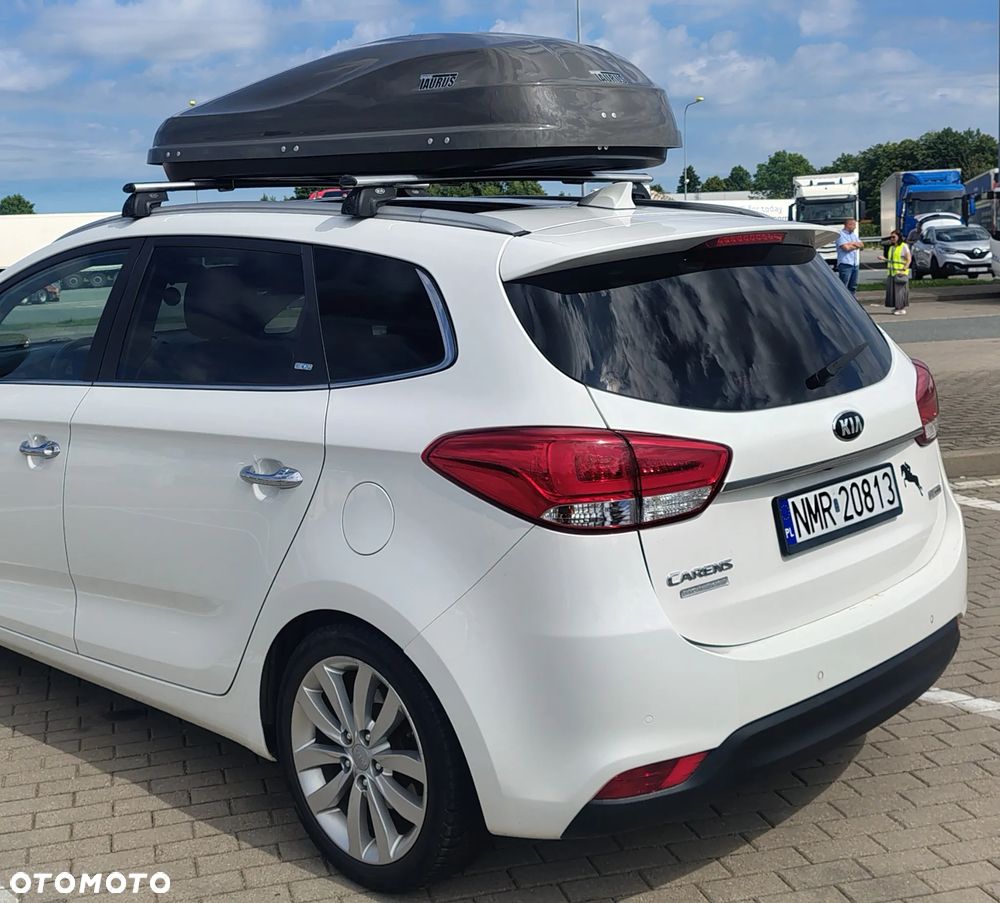 Kia Carens 1.7 CRDi 141 ISG Vision - 17