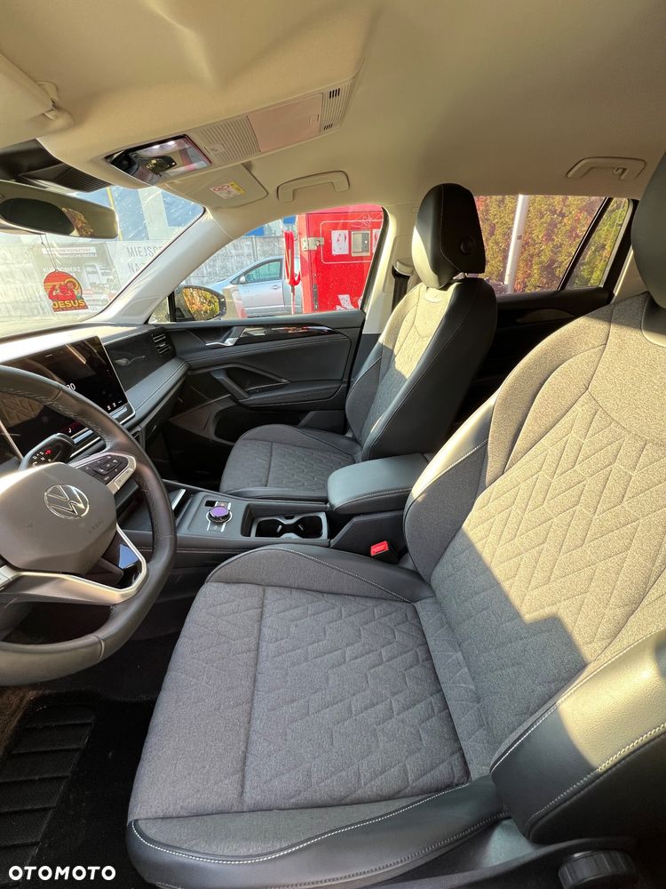 Volkswagen Tiguan - 9
