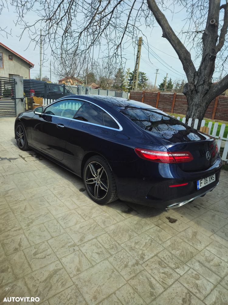 Mercedes-Benz E 220 d 4Matic 9G-TRONIC AMG Line - 4