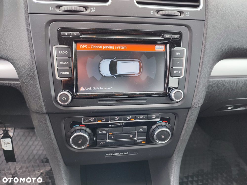 Volkswagen Golf 1.4 TSI Highline - 17