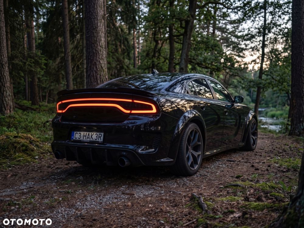 Dodge Charger - 8