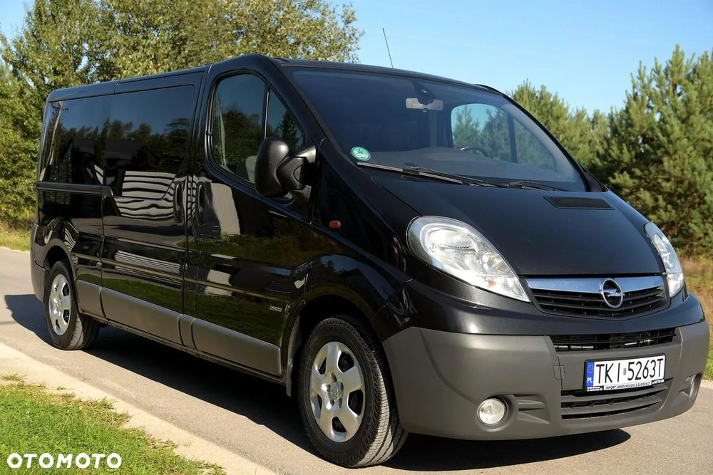Opel Vivaro - 11