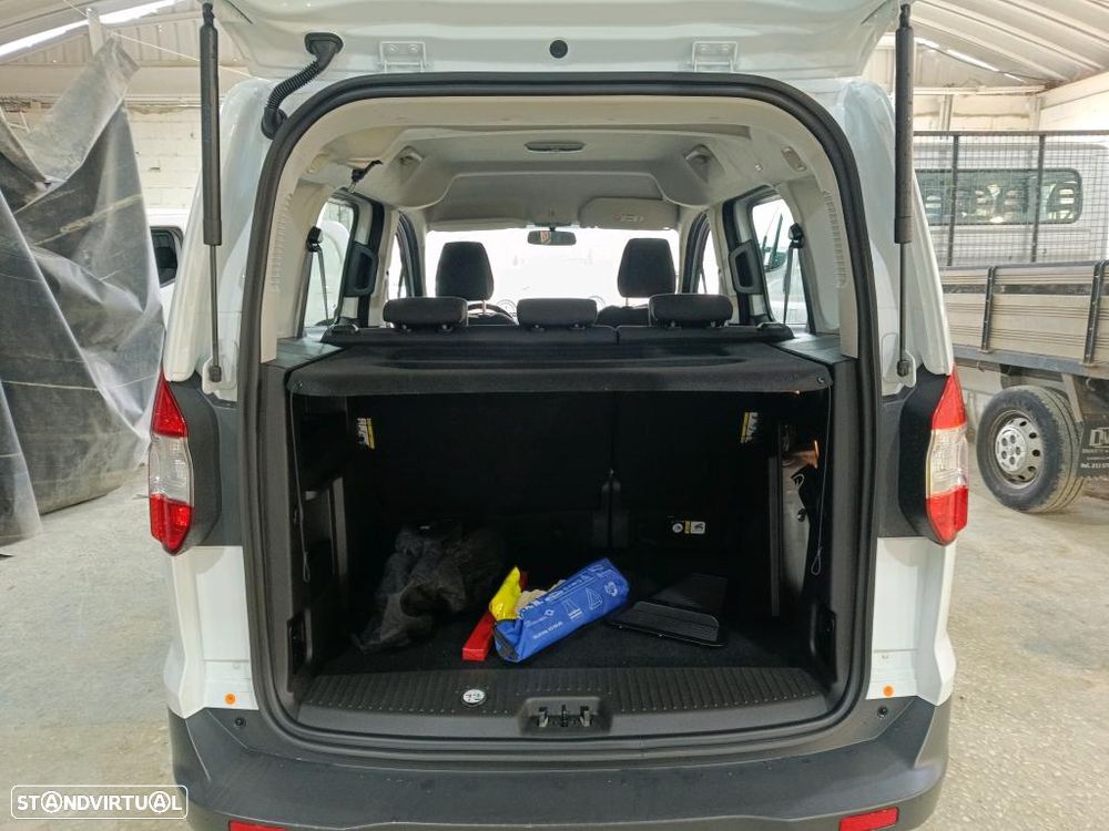 Ford Tourneo Courier 1.5 TDCi Ambiente - 9