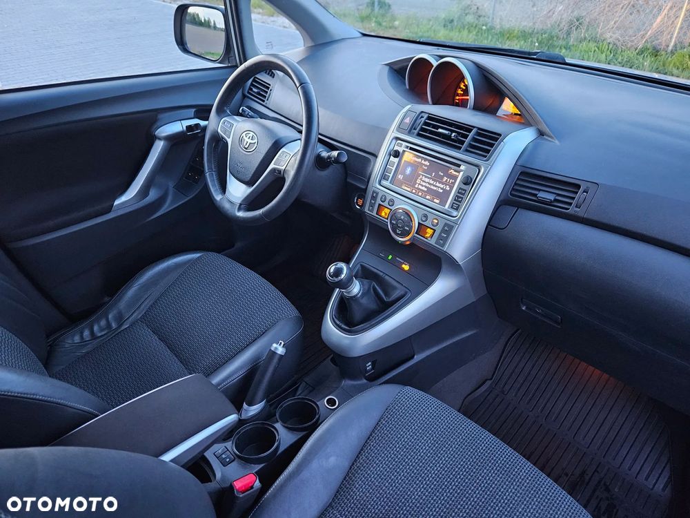 Toyota Verso 1.8 Sol plus - 12