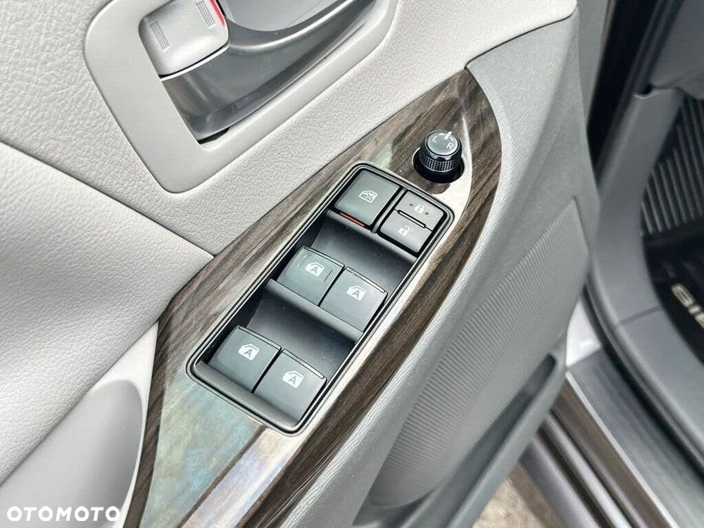 Toyota Sienna 3.5 V6 XLE AWD - 8