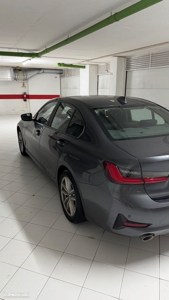 BMW 330 e Corporate Edition Auto - 1