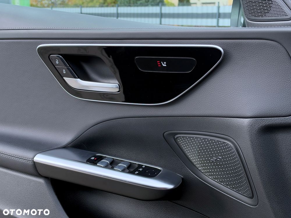 Mercedes-Benz Klasa C 300 d 9G-TRONIC AMG Line - 20