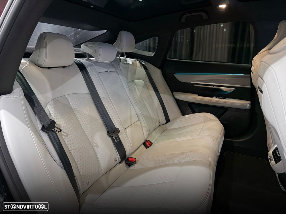 Xpeng P7i 86.2 kWh Long Range - 46