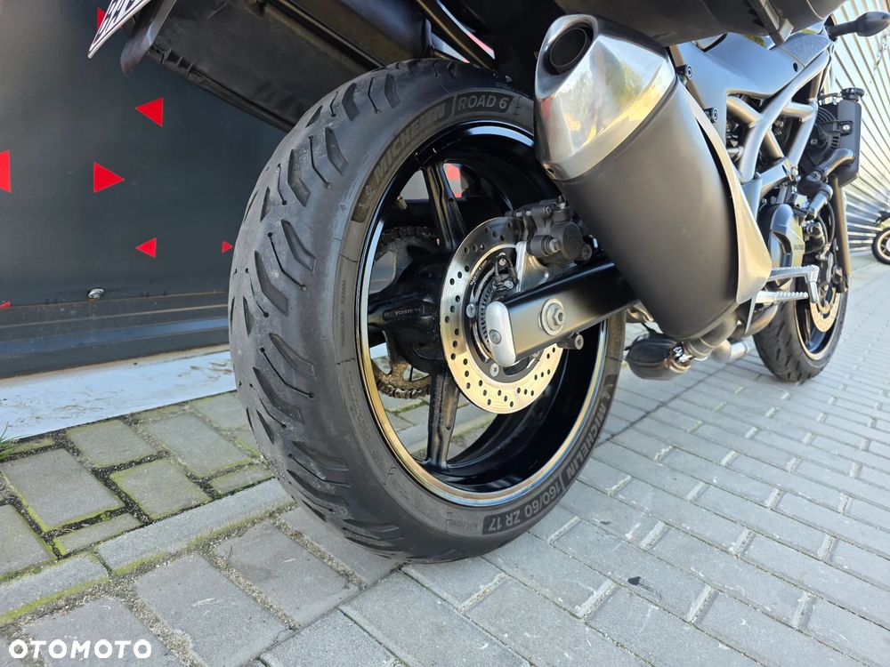 Suzuki SV - 20