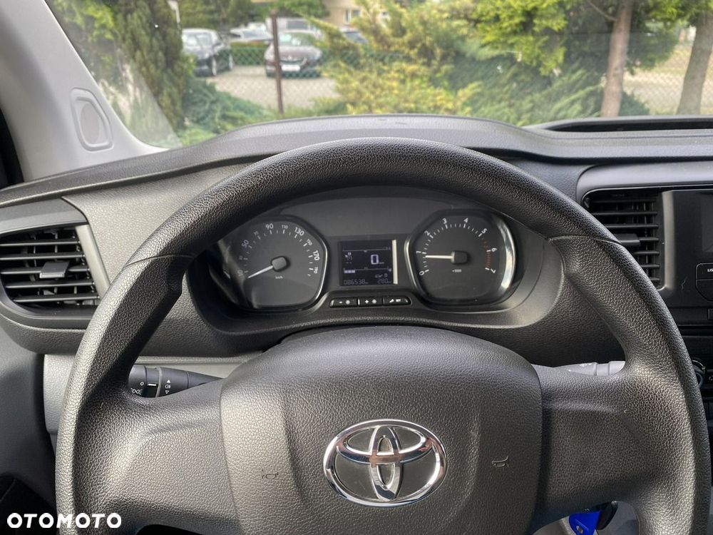 Toyota ProAce - 11