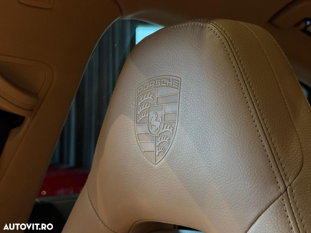 Porsche Panamera - 30