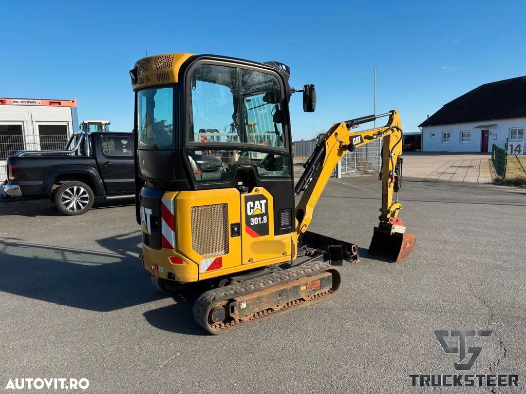 Cat 301.8 - 3