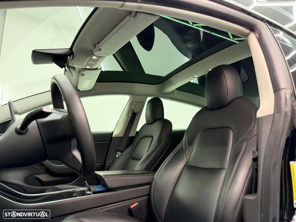 Tesla Model 3 Standard RWD Plus - 18