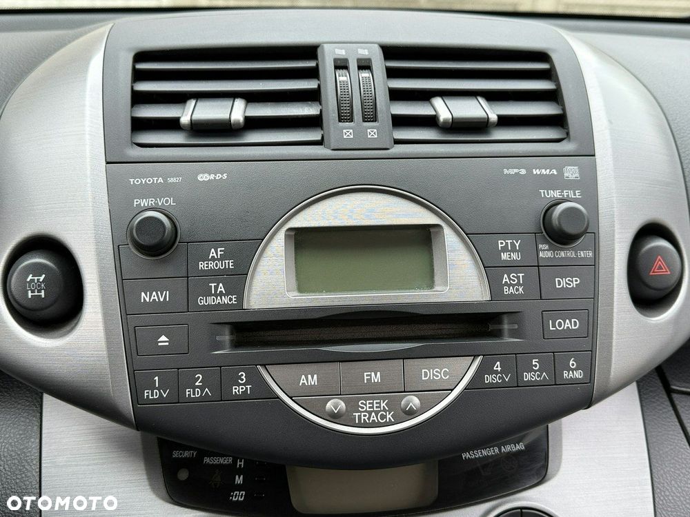 Toyota RAV4 2.2 D-4D 4x4 Executive - 6