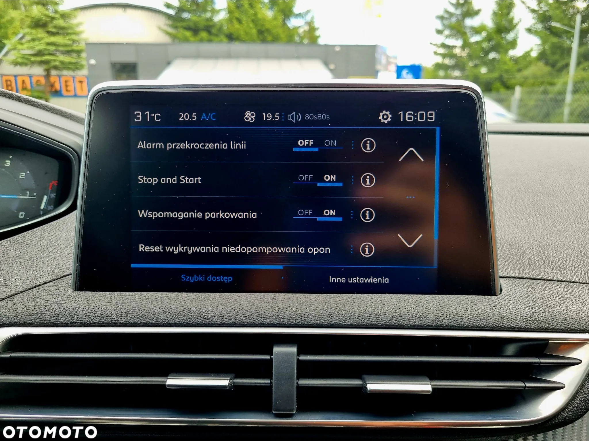 Peugeot 3008 PureTech 130 Stop & Start GPF Active - 22
