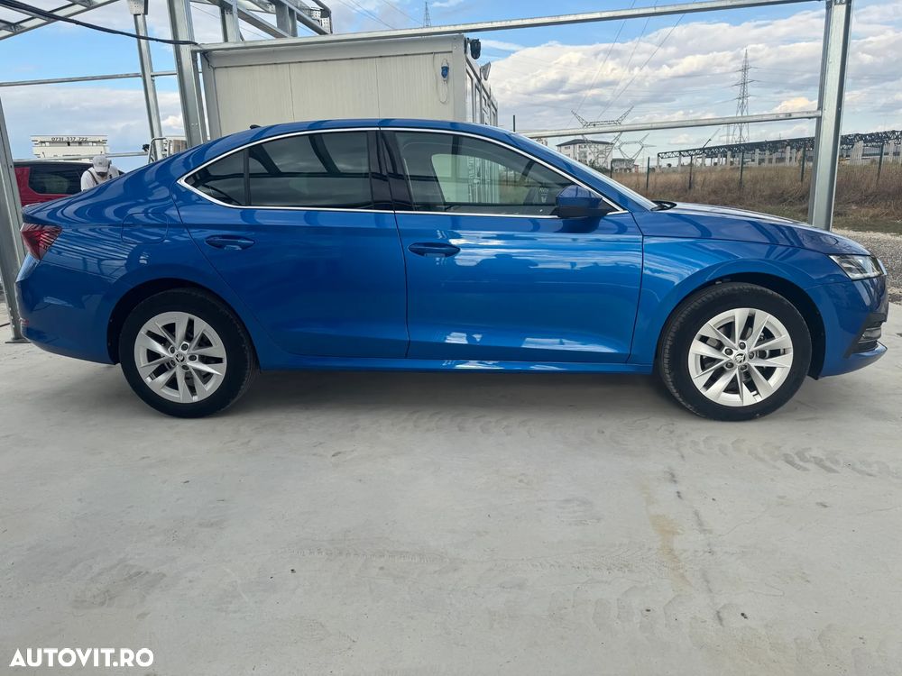Skoda Octavia 2024 photo 3