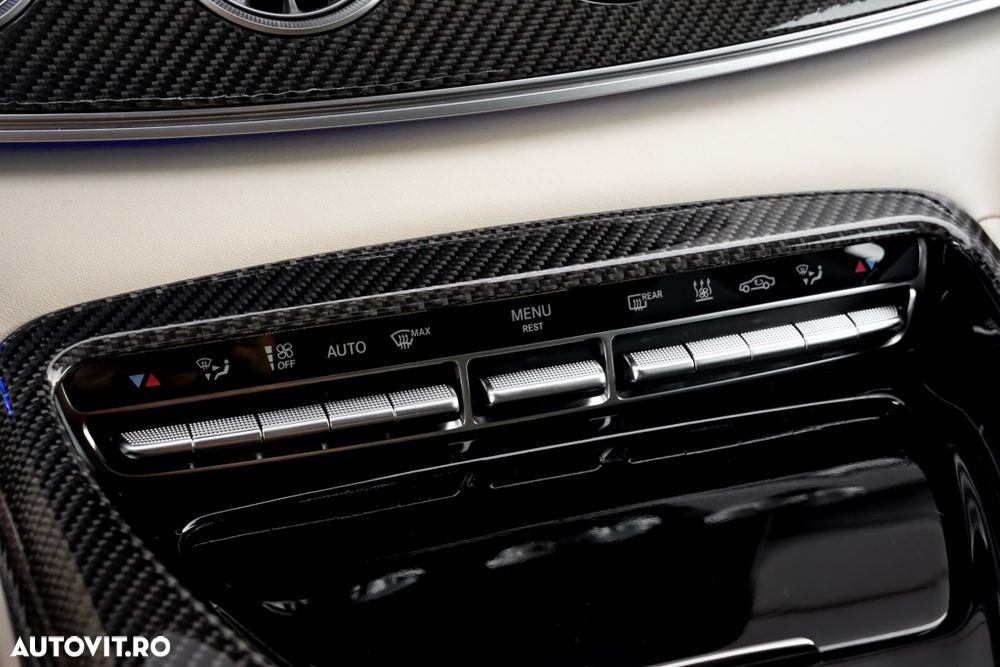 Mercedes-Benz AMG GT-S 63 4MATIC+ - 14